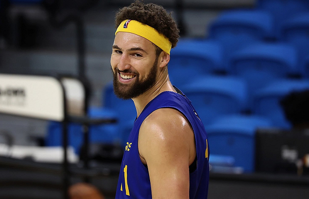 球明星保持 球明星保持