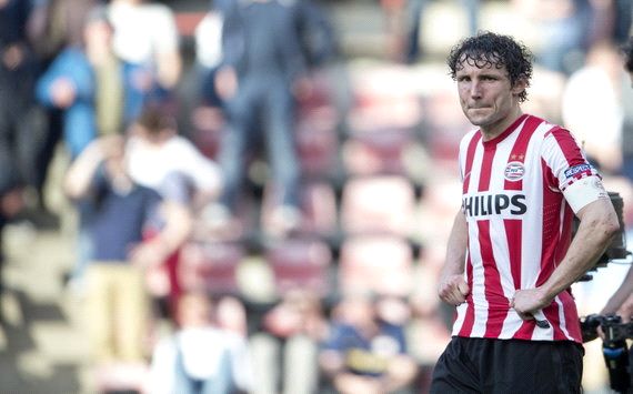 先踢后走 先踢后走